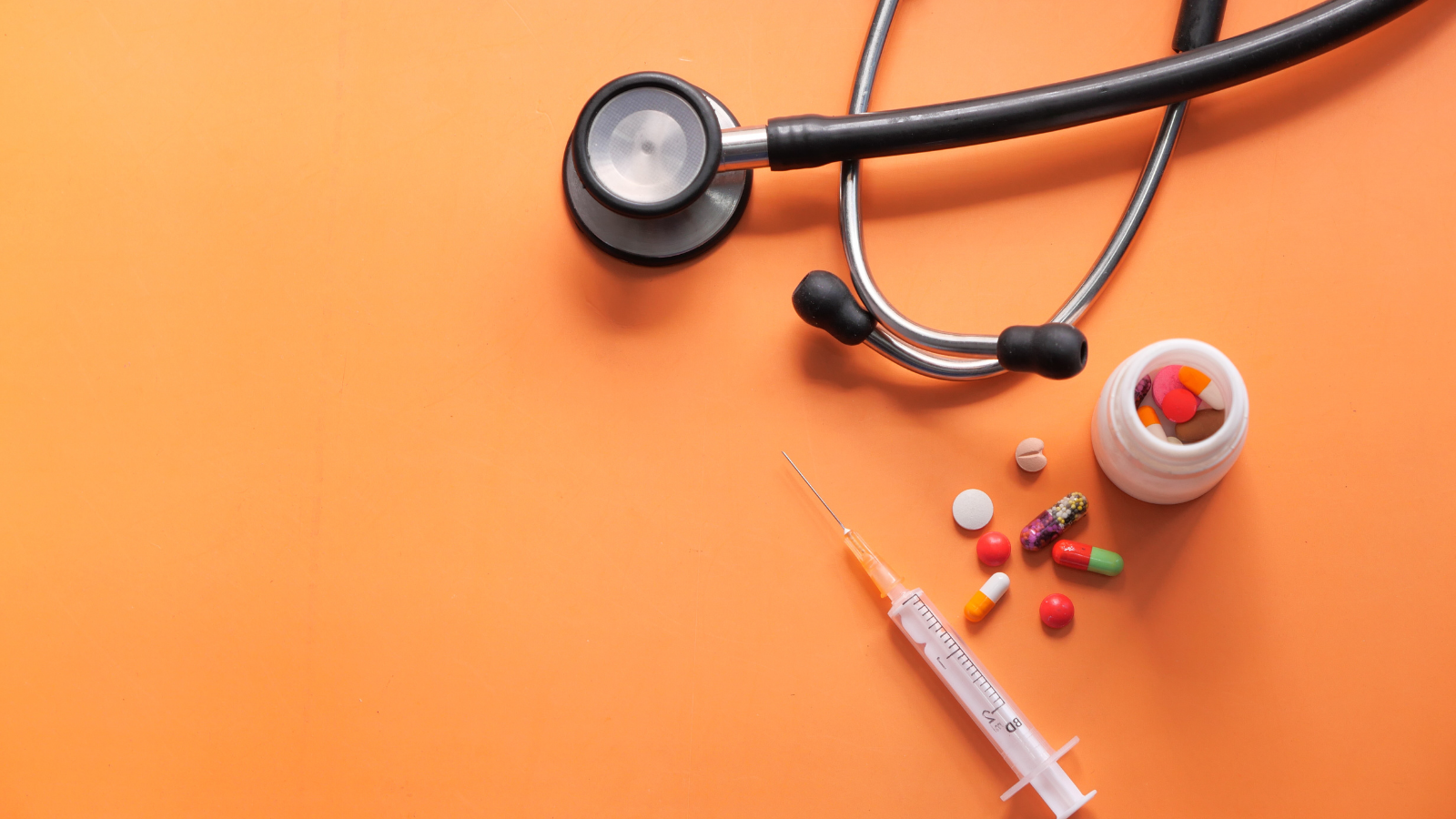 Navigating Healthcare Reimbursement: Unveiling Value-Based Care vs. Fee-for-Service Models