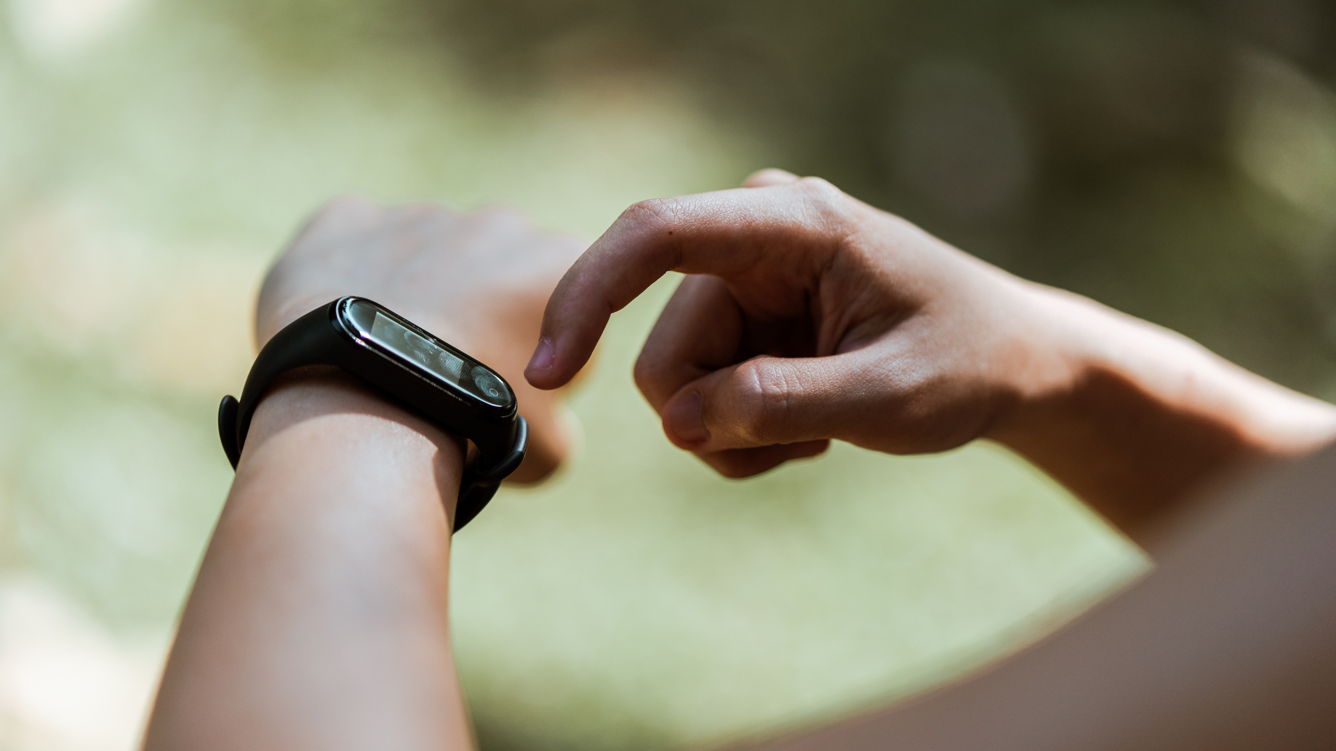 Smart-watches in Focus: Market Scope, Health Leadership, and Future Trend
